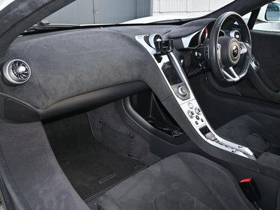 2014 Mclaren 650S 照片 42
