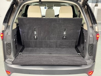 2021 LAND Rover DISCOVERY thumbnail 32