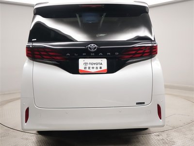 2024 Toyota ALPHARD — фото 4