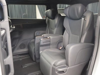 2024 Toyota ALPHARD — фото 30