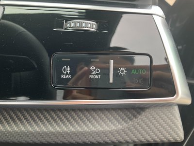 2024 AUDI SQ8 照片 38