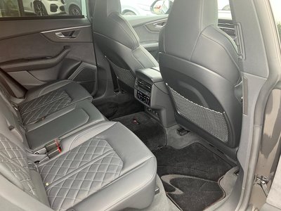 2024 AUDI SQ8 照片 25