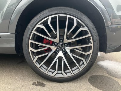 2024 AUDI SQ8 照片 64