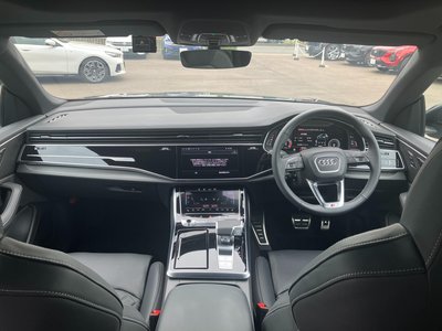 2024 AUDI SQ8 照片 31