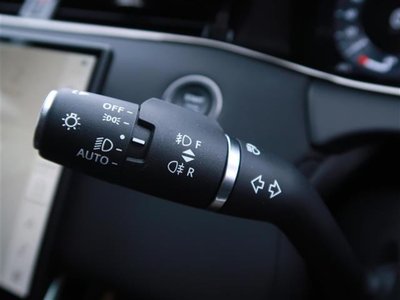 2025 LAND Rover RANGE ROVER EVOQUE thumbnail 35