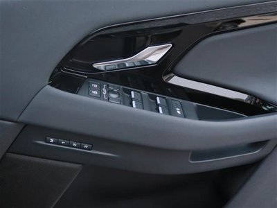 2025 LAND Rover RANGE ROVER EVOQUE thumbnail 38