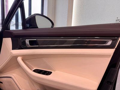2018 Porsche PANAMERA thumbnail 20