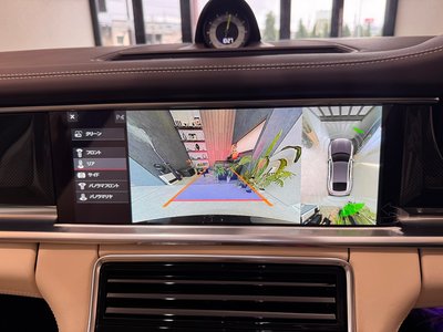 2018 Porsche PANAMERA thumbnail 28