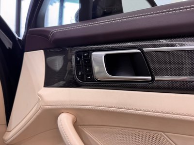 2018 Porsche PANAMERA thumbnail 21