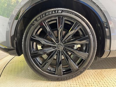 صورة 33 لـ 2024 Toyota CROWN SPORT