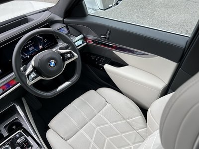 2024 BMW 7 SERIES thumbnail 21