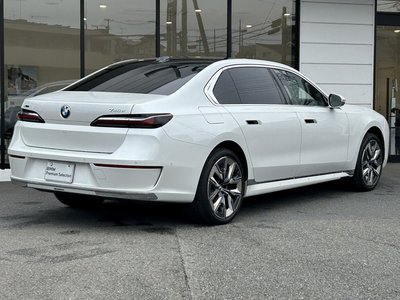 2024 BMW 7 SERIES photo 8