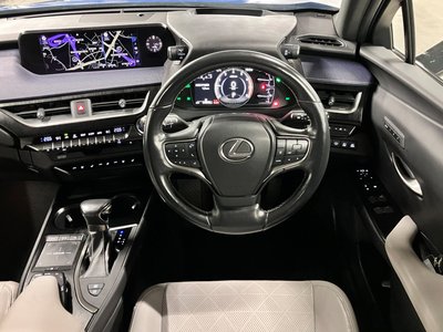 2018 Lexus UX 照片 14