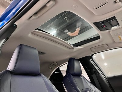 2018 Lexus UX 照片 26