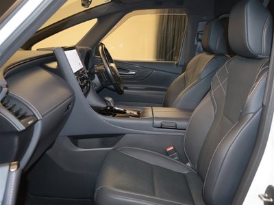 صورة 23 لـ 2024 Toyota VELLFIRE
