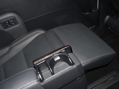 صورة 29 لـ 2024 Toyota VELLFIRE