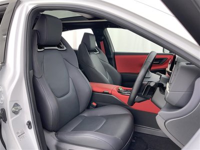 صورة مصغرة 28 لـ 2024 Toyota CROWN SPORT