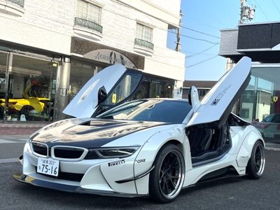 2016 BMW I8 — фото 6