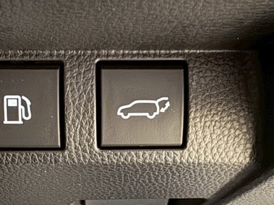 صورة 35 لـ 2025 Toyota CROWN ESTATE