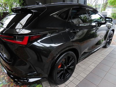 2025 Lexus NX thumbnail 40