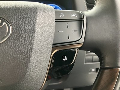 2024 Toyota ALPHARD — фото 18