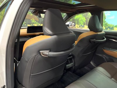 2022 Toyota CROWN CROSSOVER — фото 24