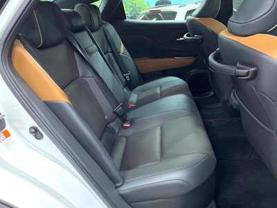 2022 Toyota CROWN CROSSOVER — фото 9
