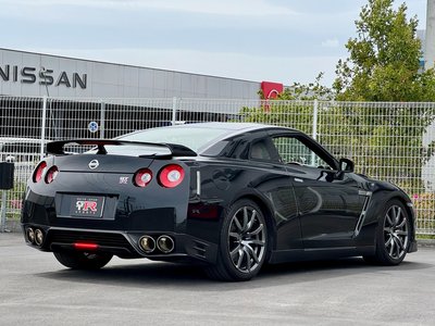 2013 Nissan GT-R 照片 9
