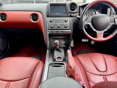 2013 Nissan GT-R 照片 11