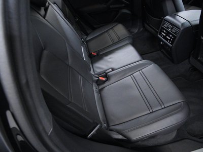 2023 Porsche CAYENNE thumbnail 35