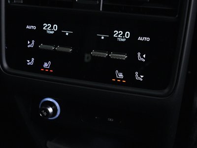 2023 Porsche CAYENNE thumbnail 38