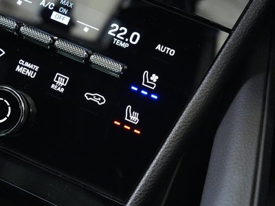 2023 Porsche CAYENNE photo 7