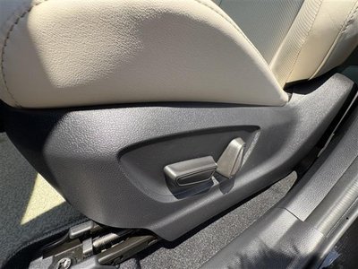 صورة 51 لـ 2023 Toyota CROWN CROSSOVER