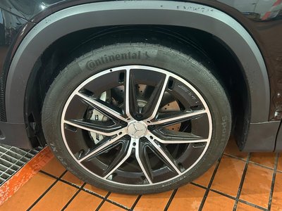 2025 Mercedes-BENZ GLB AMG 照片 4