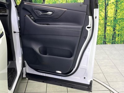 صورة 36 لـ 2024 Toyota ALPHARD