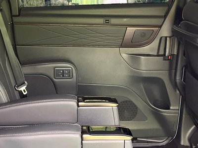 صورة 33 لـ 2024 Toyota ALPHARD