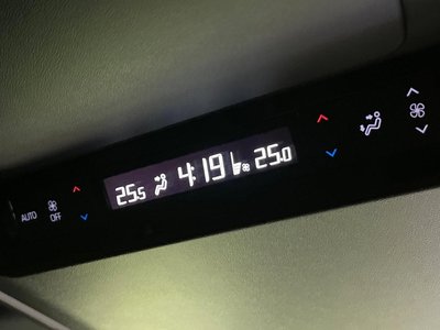 صورة 52 لـ 2024 Toyota ALPHARD