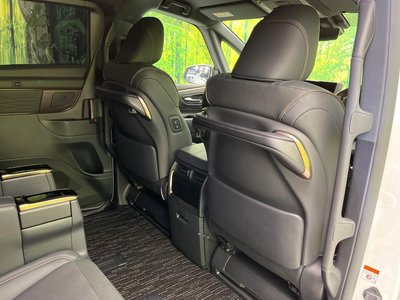 صورة 34 لـ 2024 Toyota ALPHARD