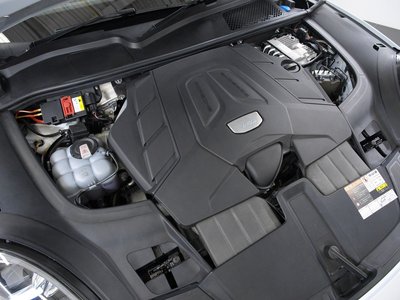 2021 Porsche CAYENNE photo 6