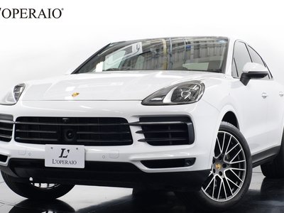 2021 Porsche CAYENNE photo 1
