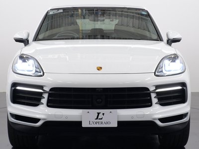 2021 Porsche CAYENNE photo 14