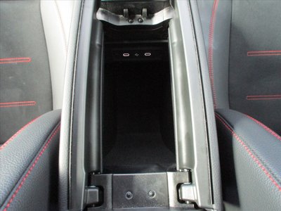 صورة مصغرة 27 لـ 2025 Mercedes-BENZ GLB AMG