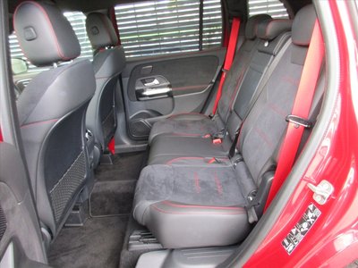 صورة 13 لـ 2025 Mercedes-BENZ GLB AMG
