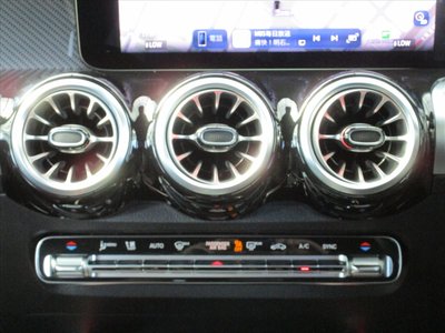 صورة مصغرة 24 لـ 2025 Mercedes-BENZ GLB AMG