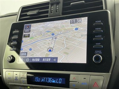 2022 Toyota LAND CRUISER PRADO photo 5