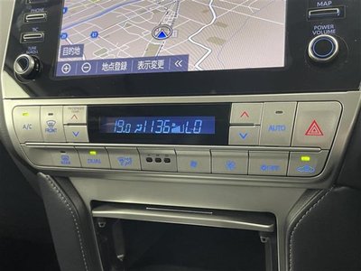 2022 Toyota LAND CRUISER PRADO thumbnail 28