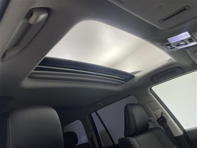 2022 Toyota LAND CRUISER PRADO photo 3