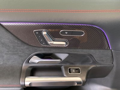 2025 Mercedes-BENZ GLB photo 11