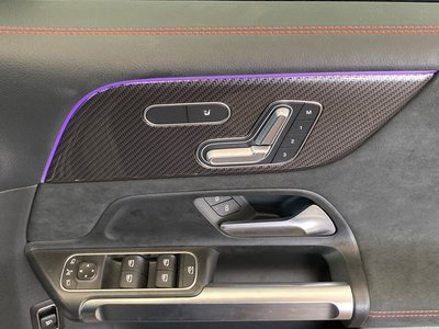 2025 Mercedes-BENZ GLB photo 10