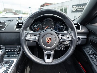 2017 Porsche 718 photo 8